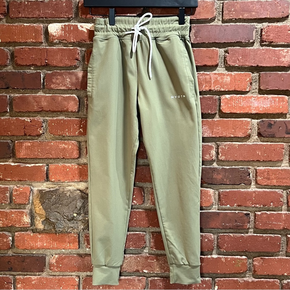 NVGTN women's jogger pants green size small athleisure